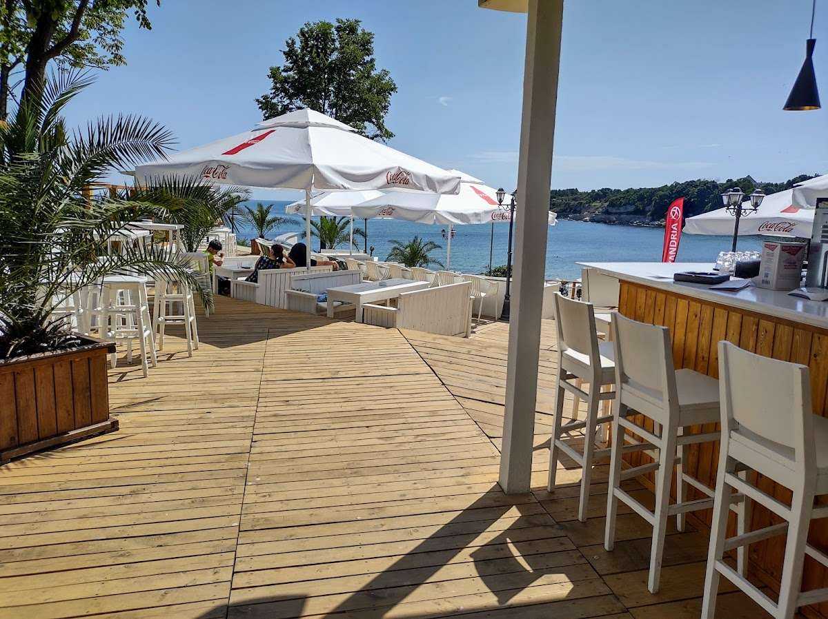 Бар Beach Bar, Alexandria Club Hotel Hermes Царево