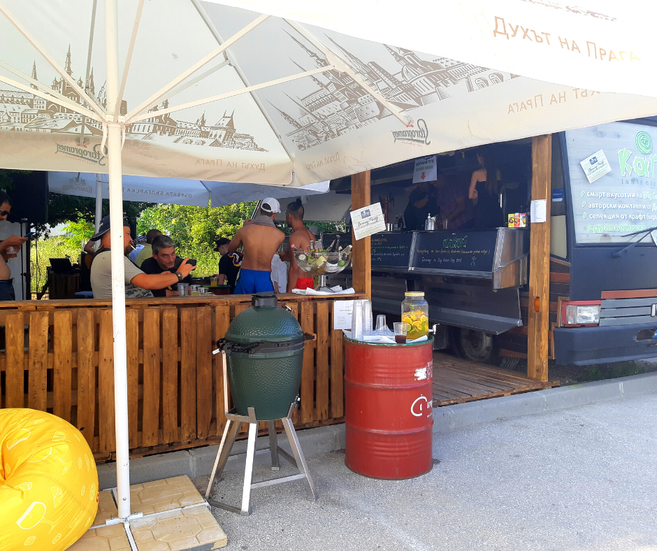 Бар KARVÚ Food & Drink Truck | Чайка