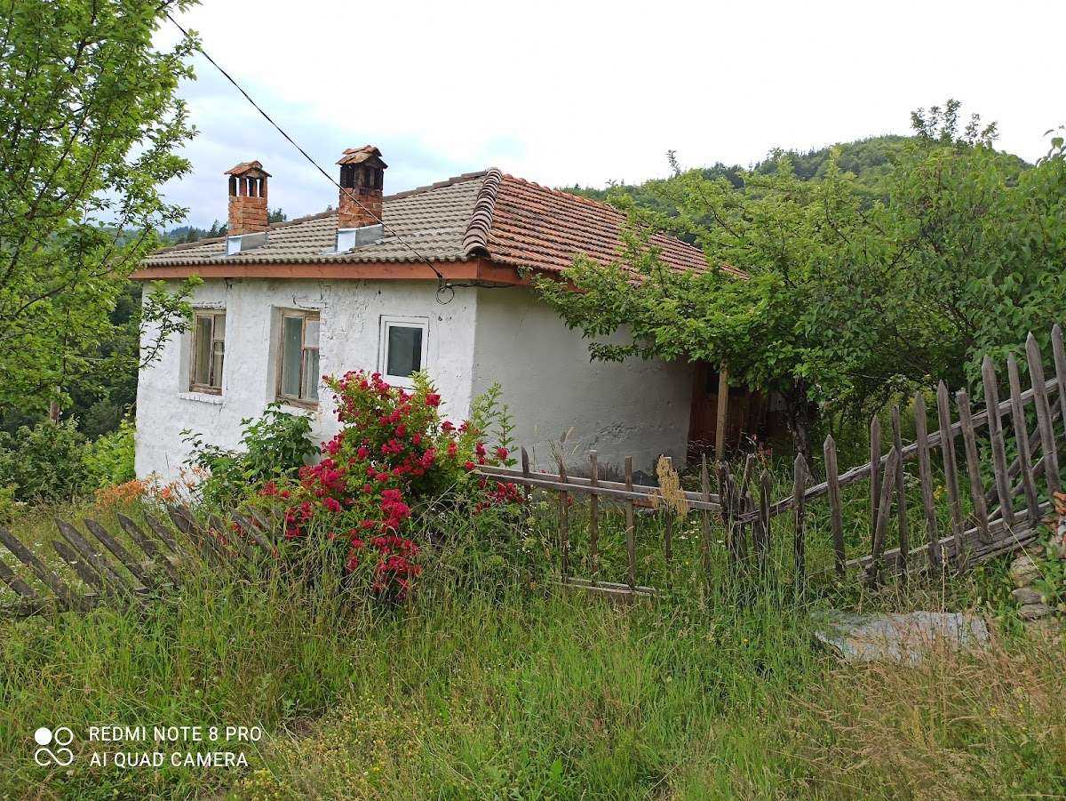 Хотел Artel 13 Zmievo Змиево