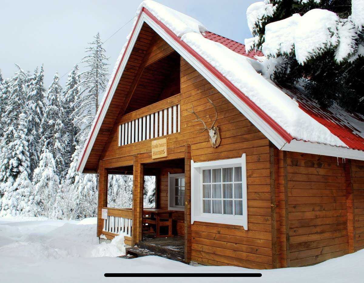 Хотел Chalets with saunas in central Borovets Боровец