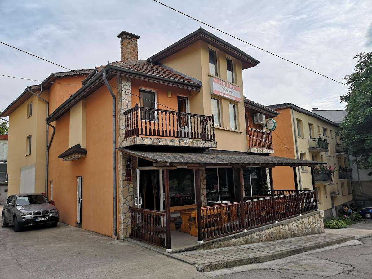 Хотел Family Hotel Restaurant The Rocks | Белоградчик