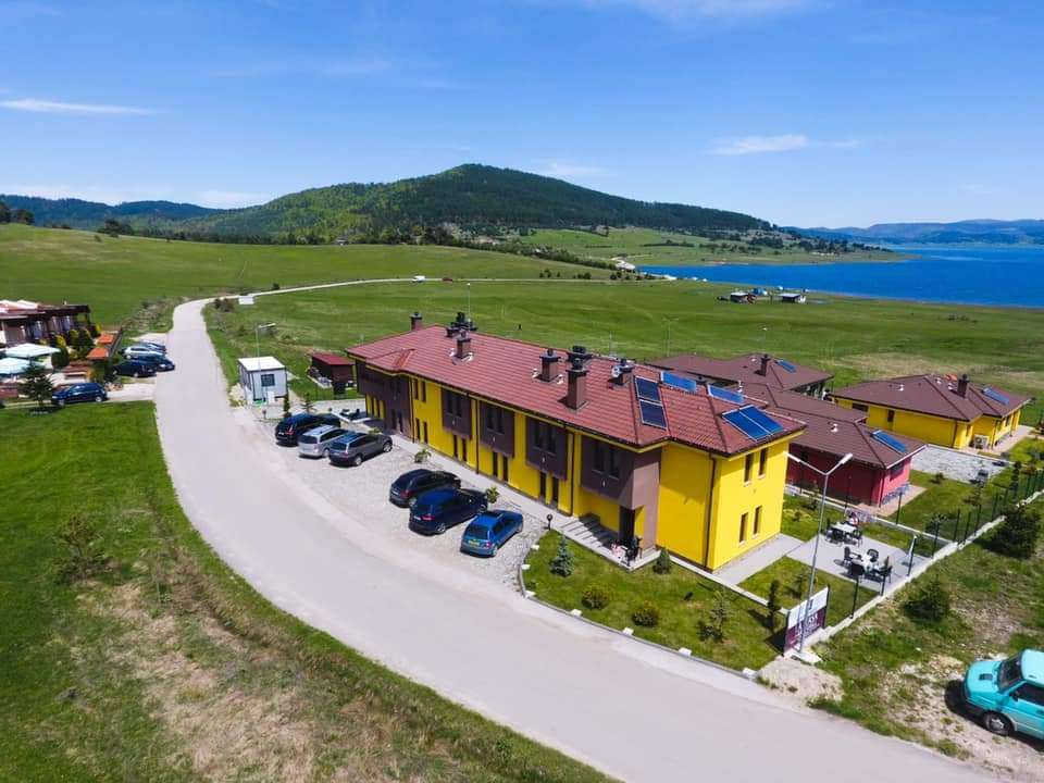 Хотел Hotel LA CASA Ракитово