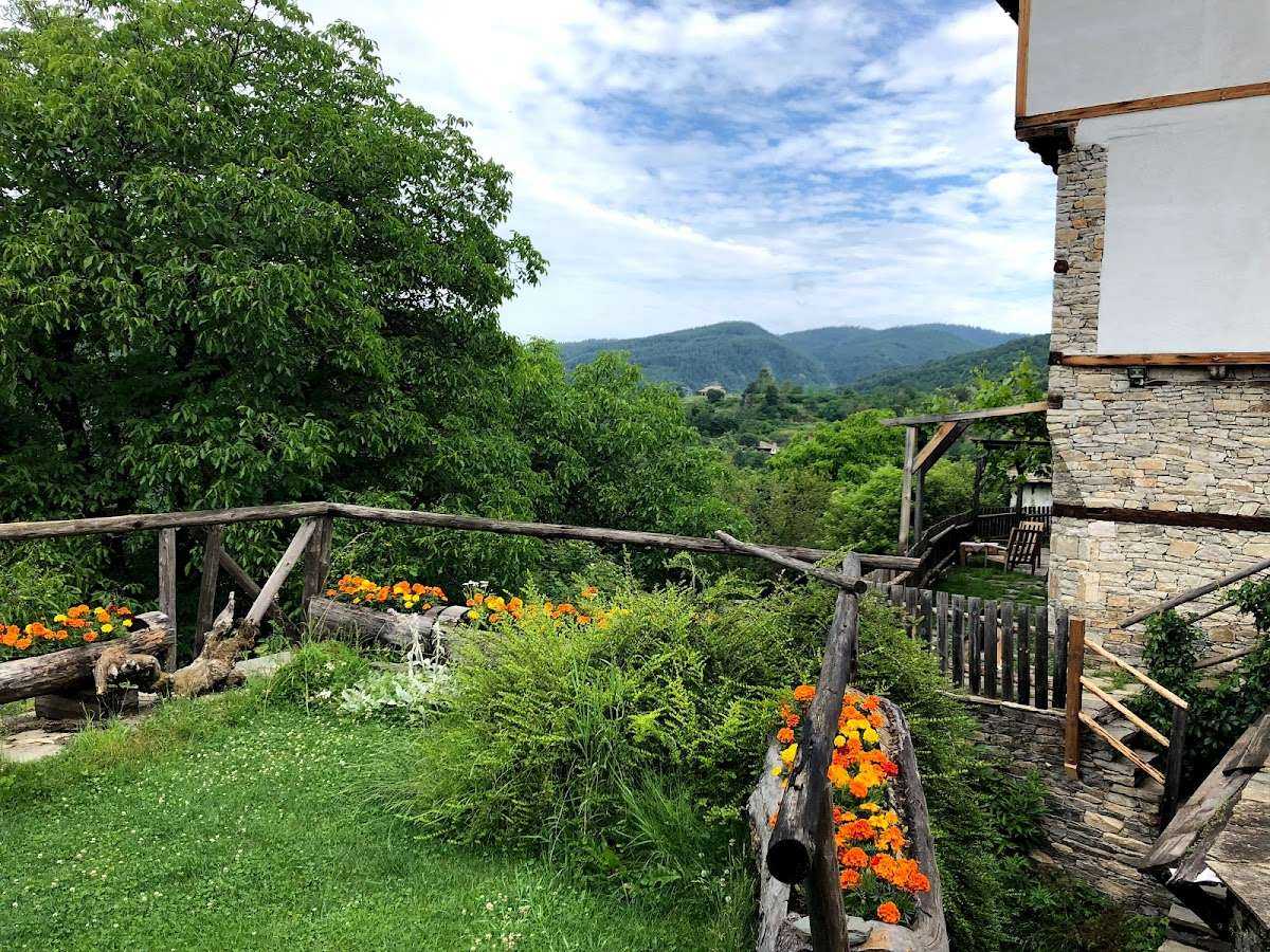 Хотел Kruchma Bratyata Guest House Ковачевица
