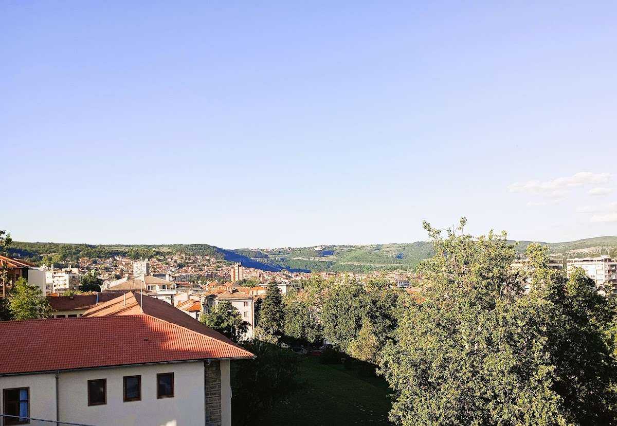 Хотел Tarnovo Studios City Center Росица
