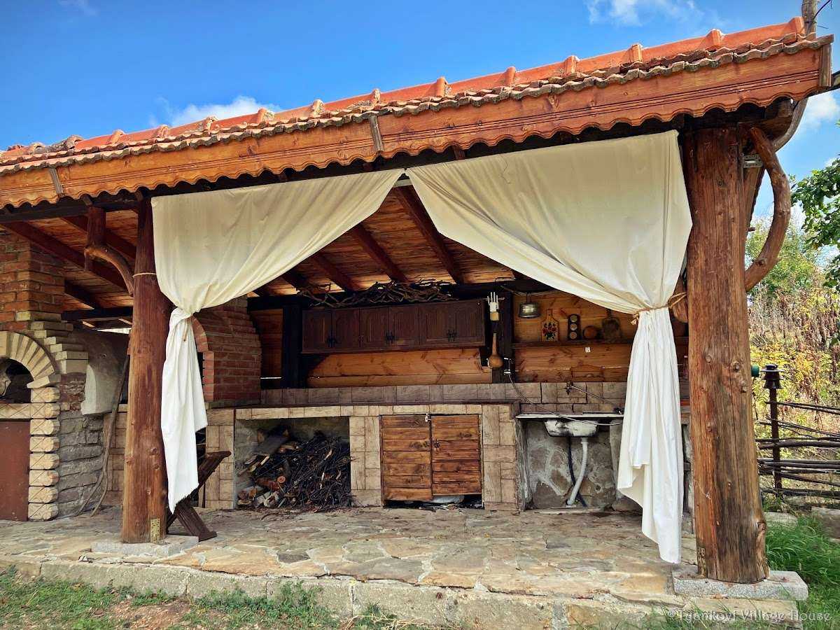 Хотел Tyankovi village house Младежко