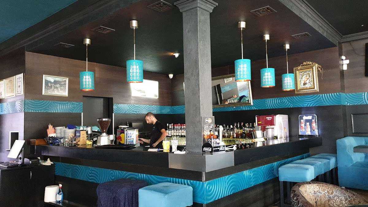 Кафе Cafe Club Svilena Bar& Dinner | Свиленград