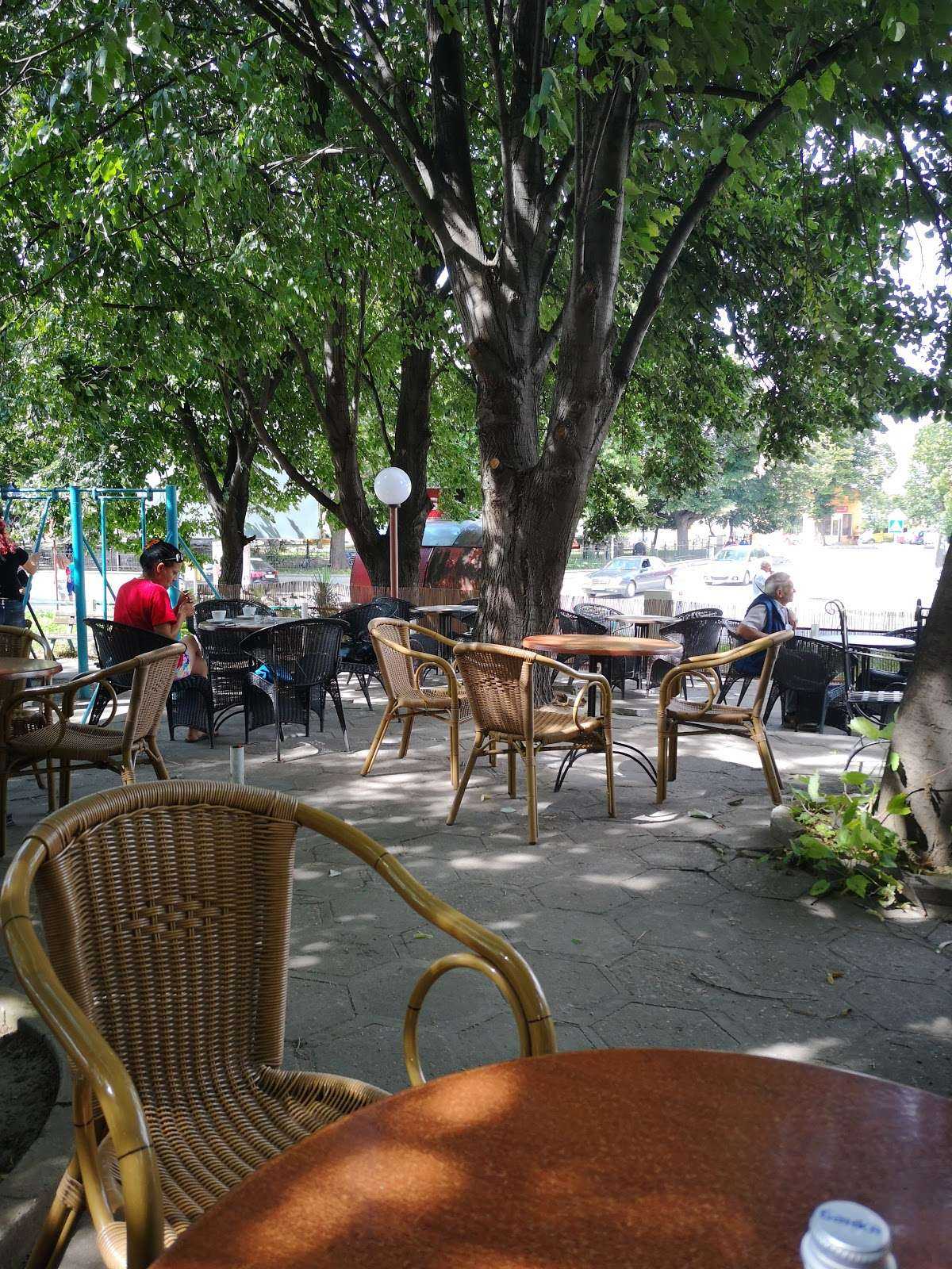 Кафе Intriga | Свищов