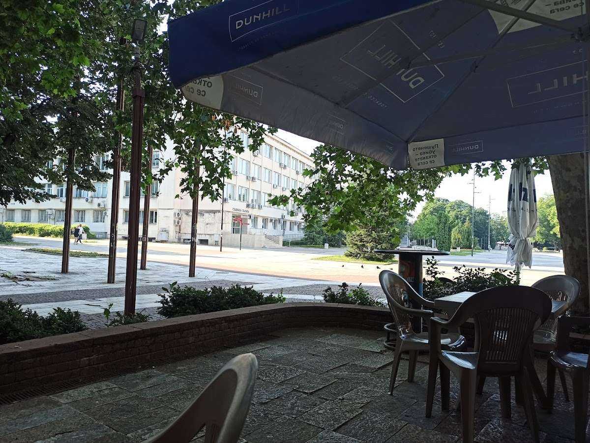 Кафе Optika Kafe | Търговище