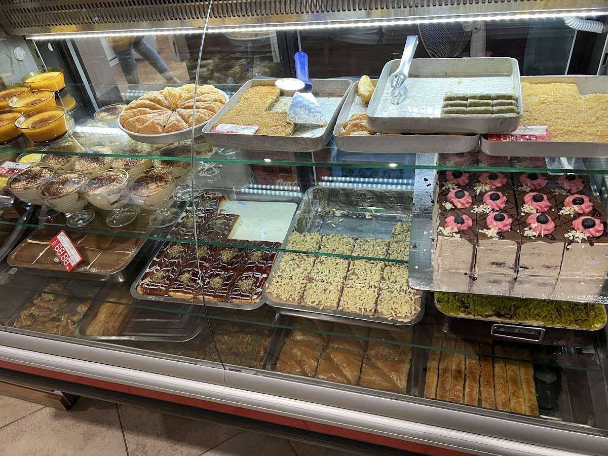 Кафе сладкарница Сладък Рай | Сърница