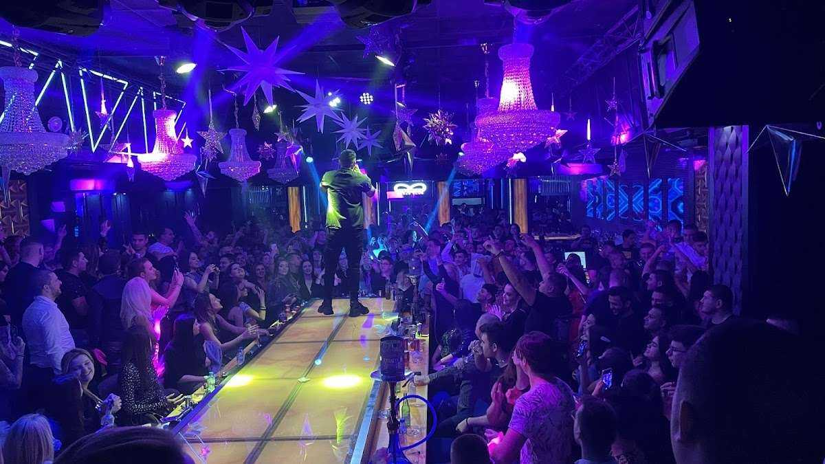 Нощен Клуб / Дискотека Infinity Dance Club | Видин