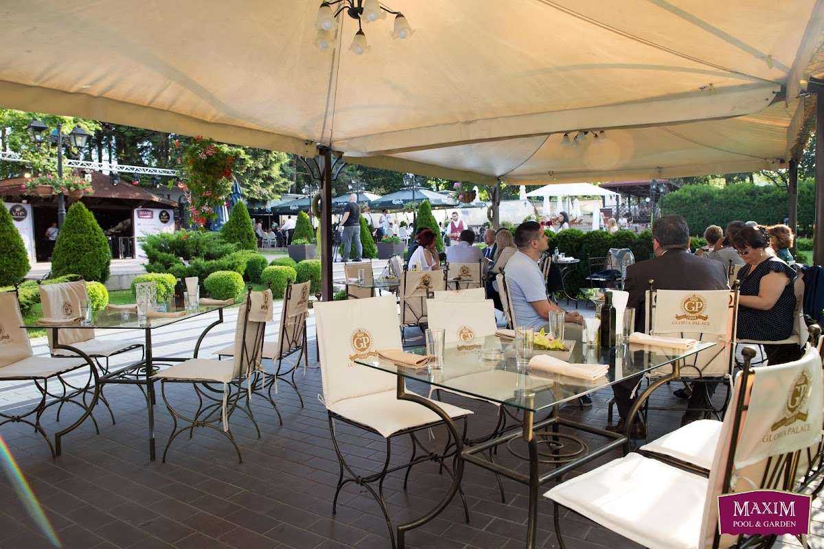 Парк Глория Палас - ресторант, басейн и градина София