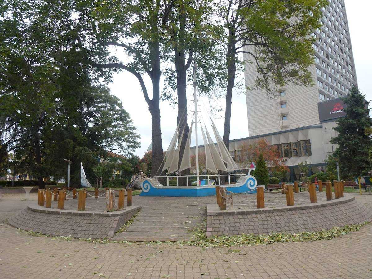 Парк Градина х-л България Бургас