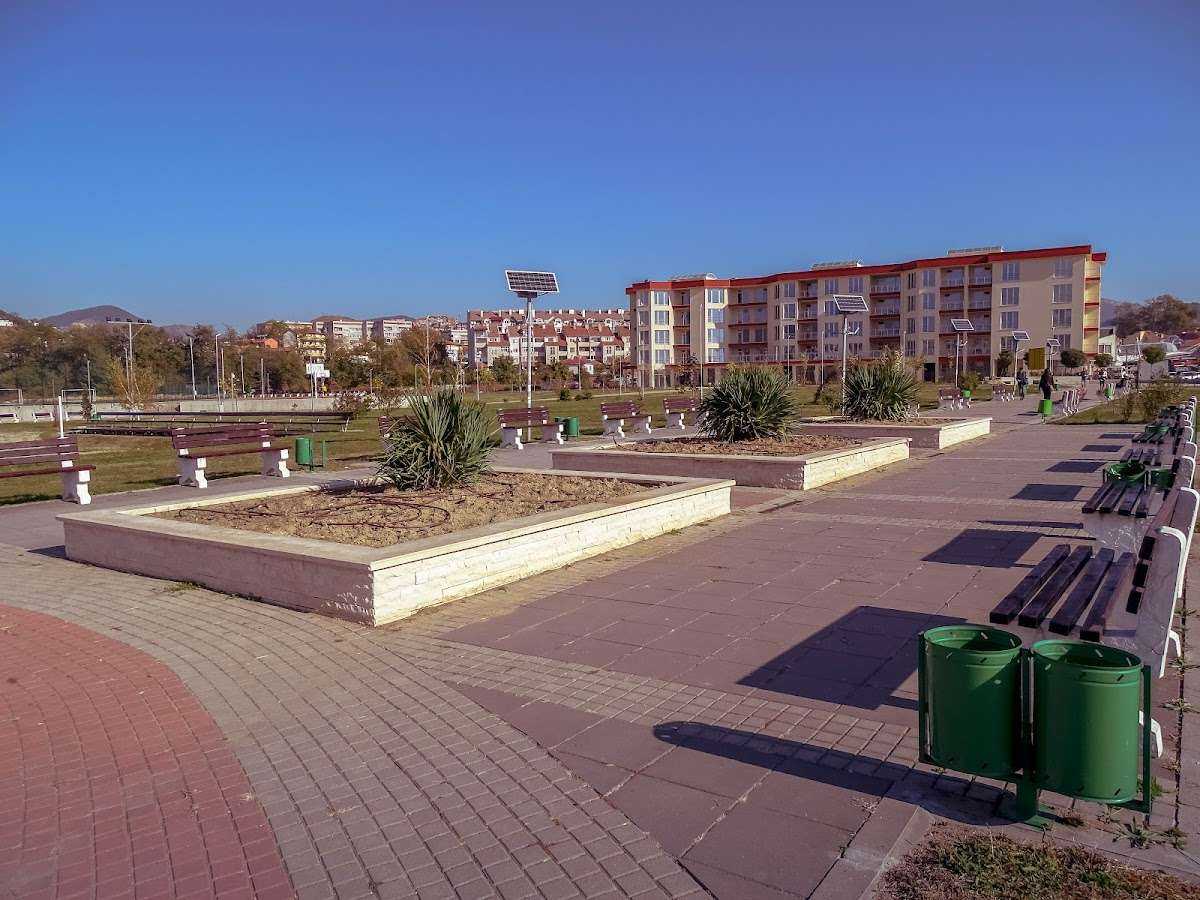 Парк „Арпезос 2 | Кърджали