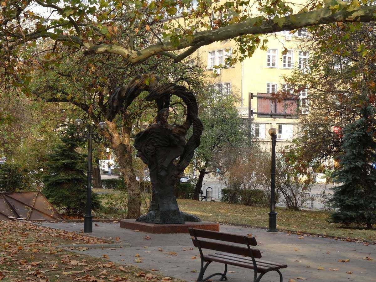 Парк Площад „Възраждане София