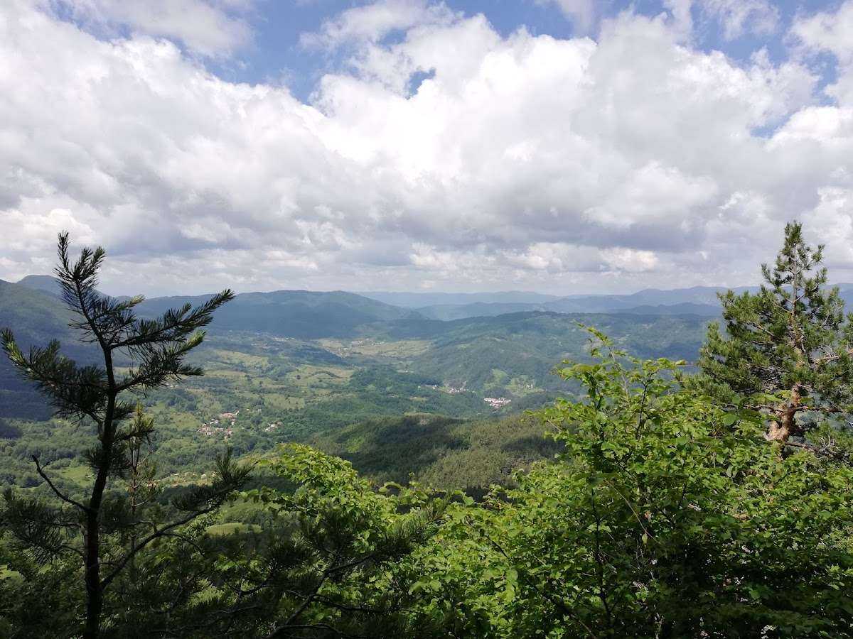 Парк връх Ком Смолян