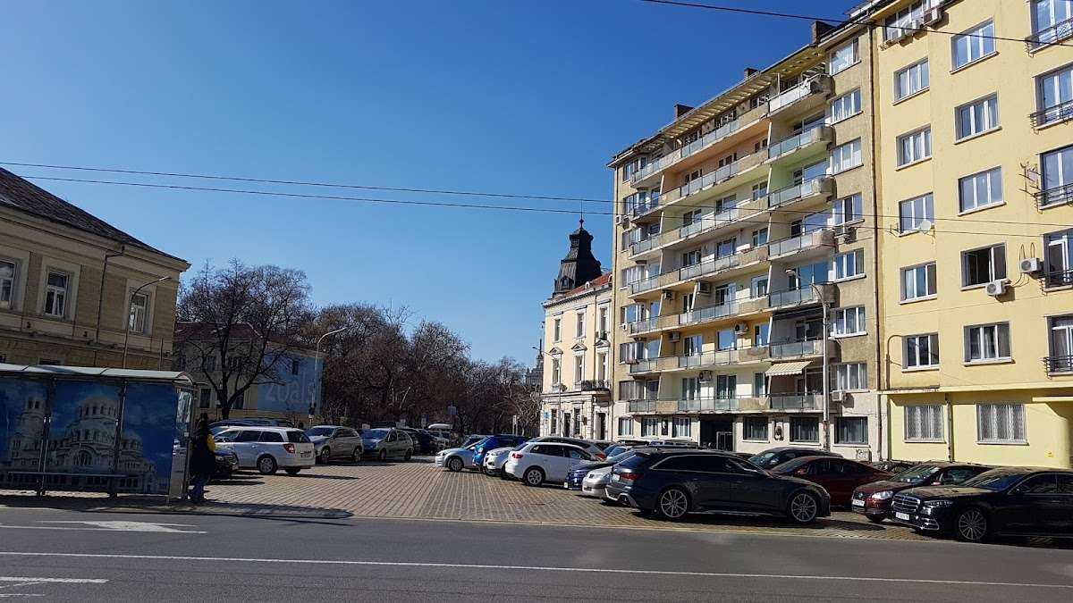 Паркинг Паркинг-площад „Николай Гяуров София