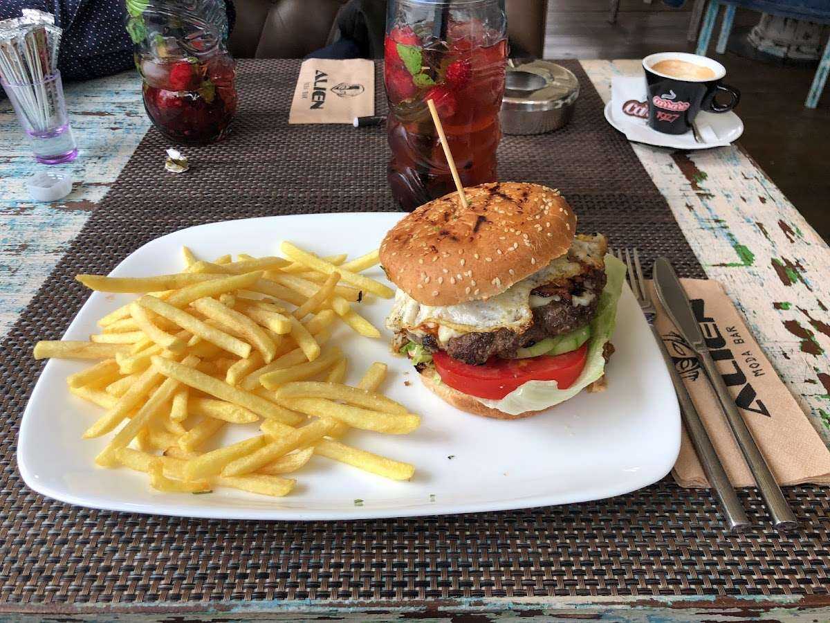 Ресторант Moda Bar ALIEN Луковит