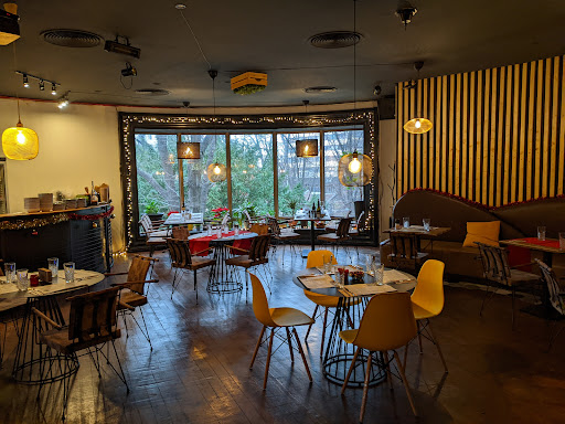 Ресторант Monument Sofia Restaurant | София