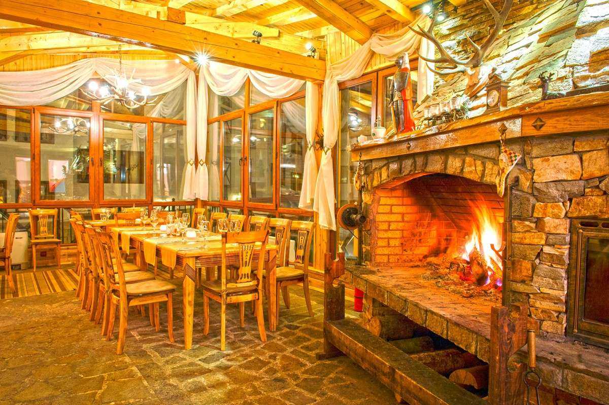 Ресторант Restaurant The Castle, Hall Excalibur & The Terrace | Смолян
