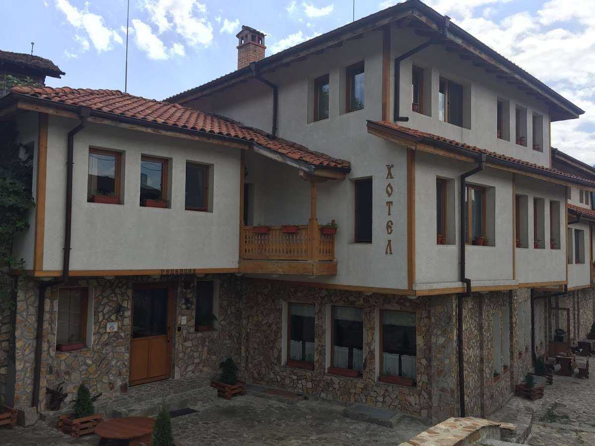 Ресторант Семеен хотел "Джоголанова къща" - Gogolanova house | Копривщица