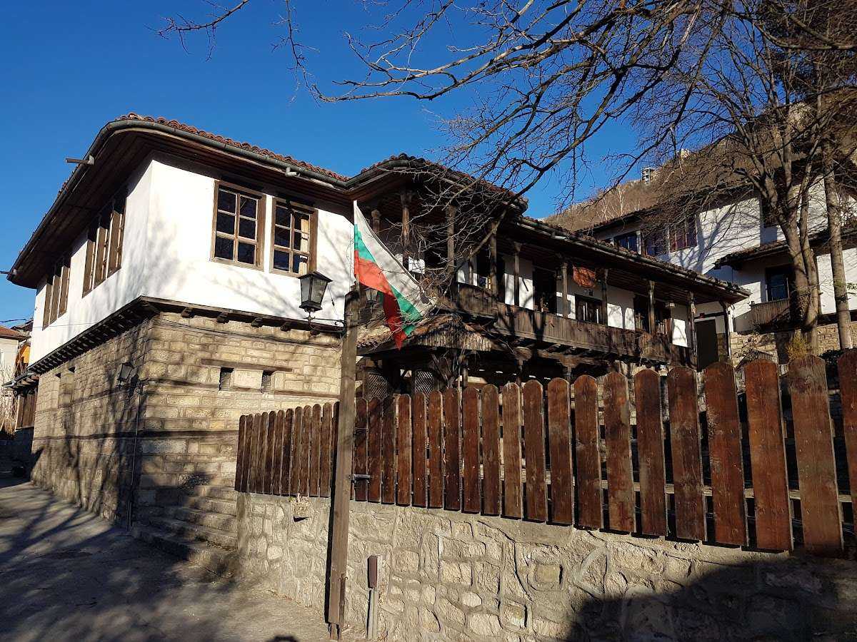Забележителност Ламбова Къща - Вароша | Провадия