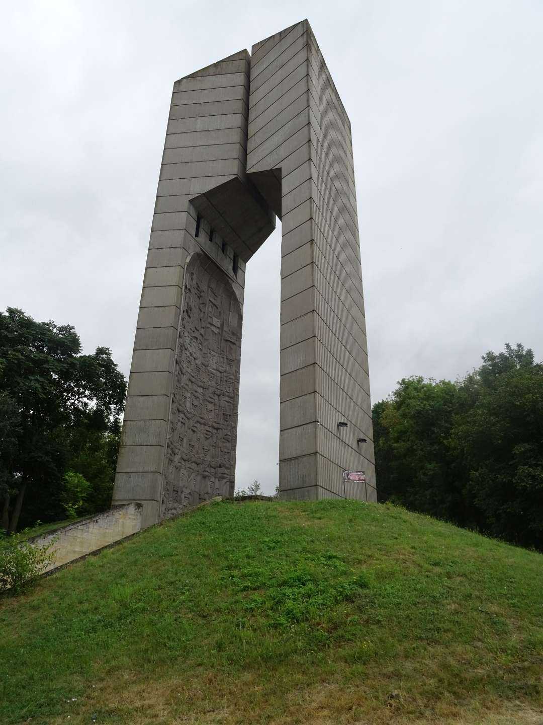 Забележителност Паметник 100-години от Освобождението | Свищов