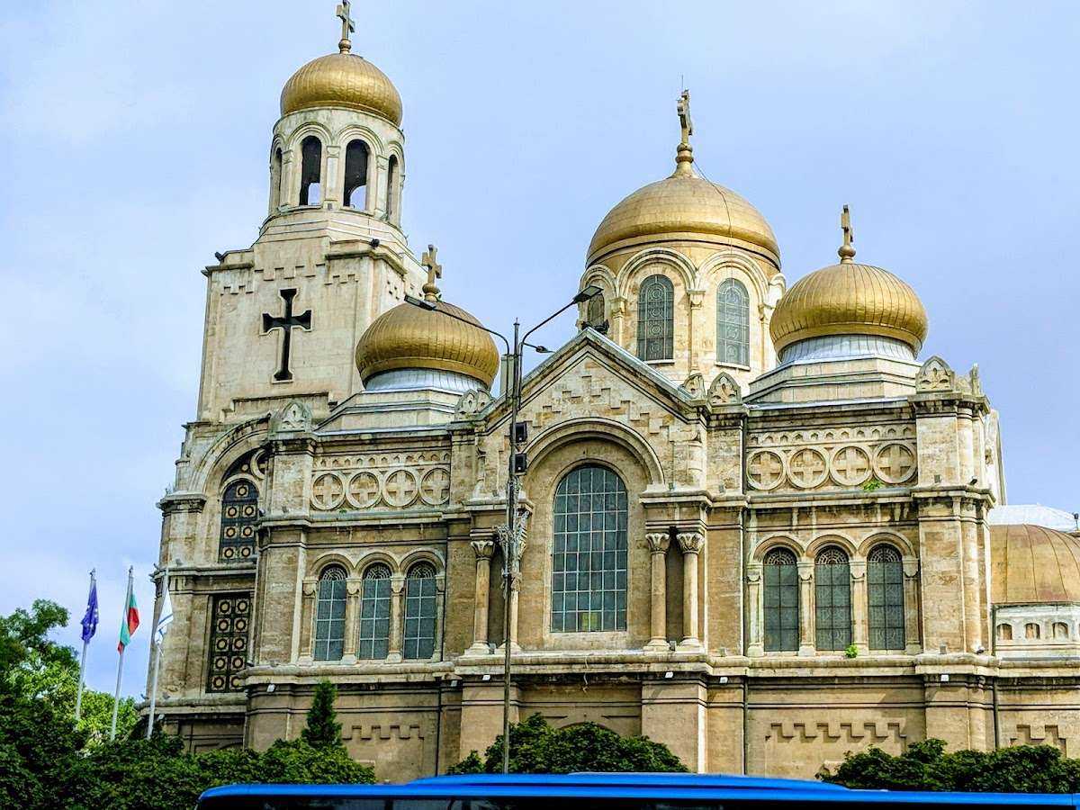 Забележителност Православен Катедрален храм „Успение Богородично | Варна
